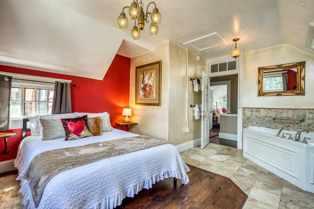 Photo of Bedroom in North End
