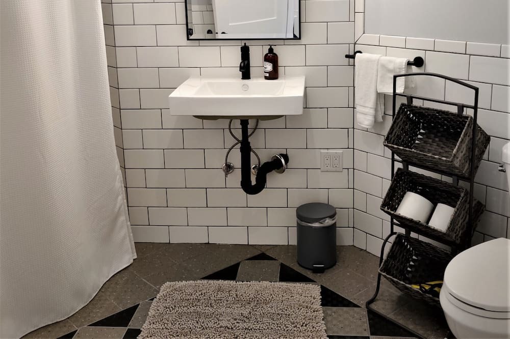 Photo of Bathroom in North End