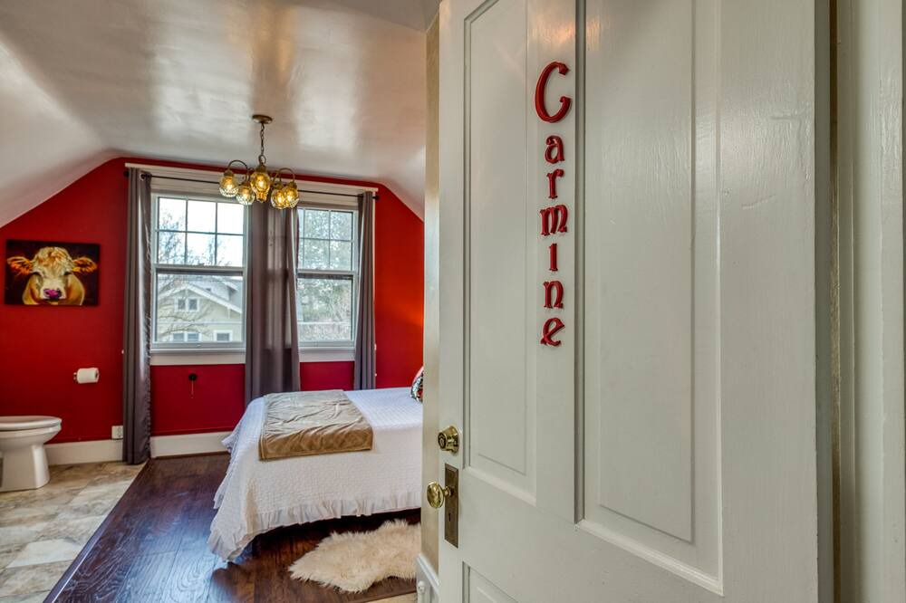 Photo of Bedroom in North End