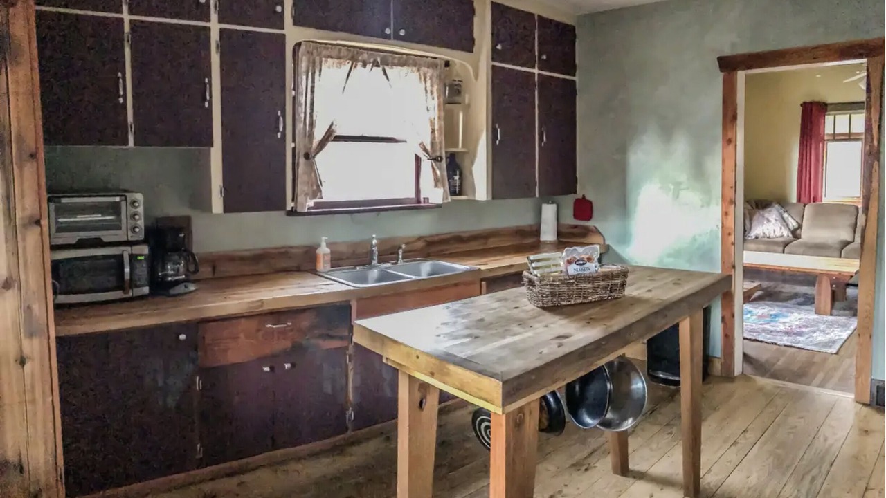 Photo of Kitchen in Franklin to the Fort