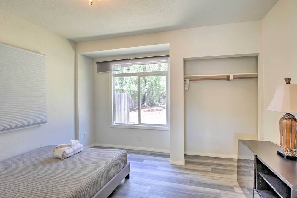 Photo of Bedroom in Old Town