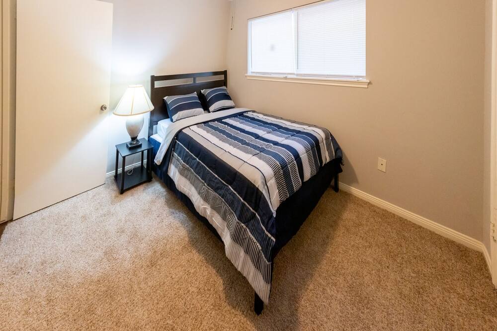 Photo of Bedroom in Briarforest