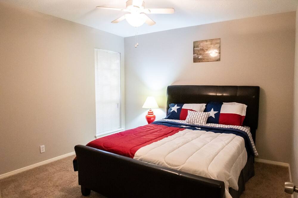 Photo of Bedroom in Briarforest