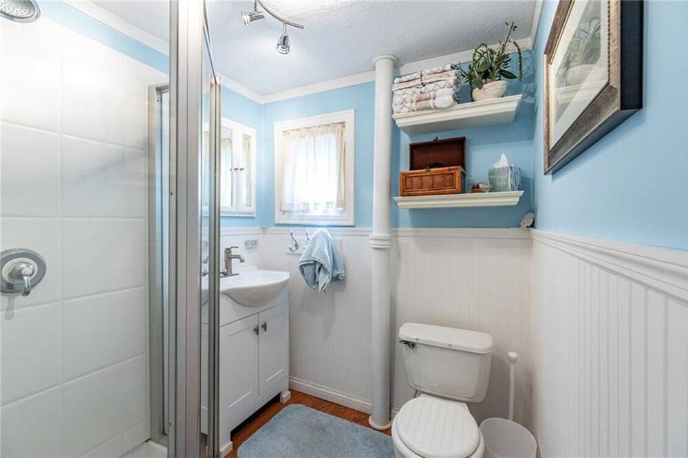 Photo of Bathroom in Russells Point