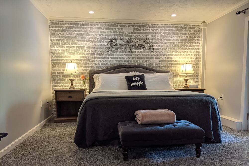 Photo of Bedroom in Sharpsburg