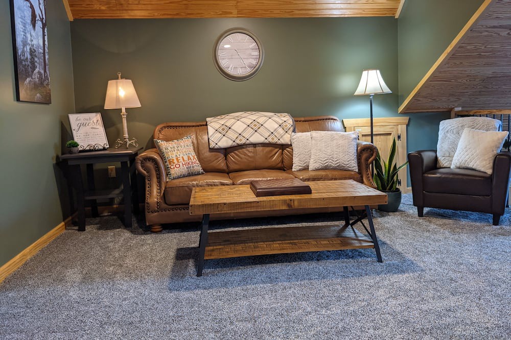 Photo of Livingroom in Sharpsburg