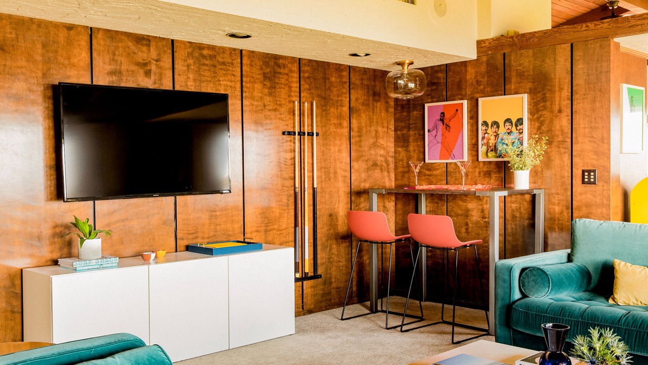 Photo of Livingroom in Western Malibu