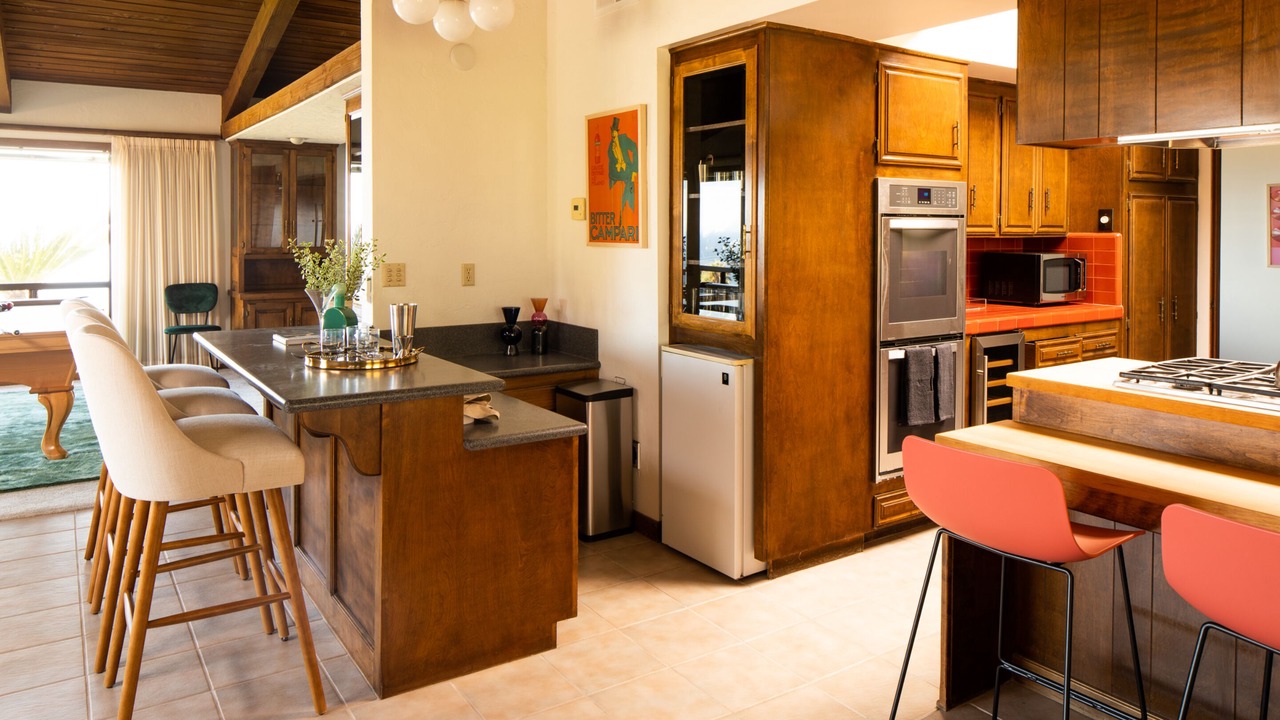 Photo of Livingroom in Western Malibu