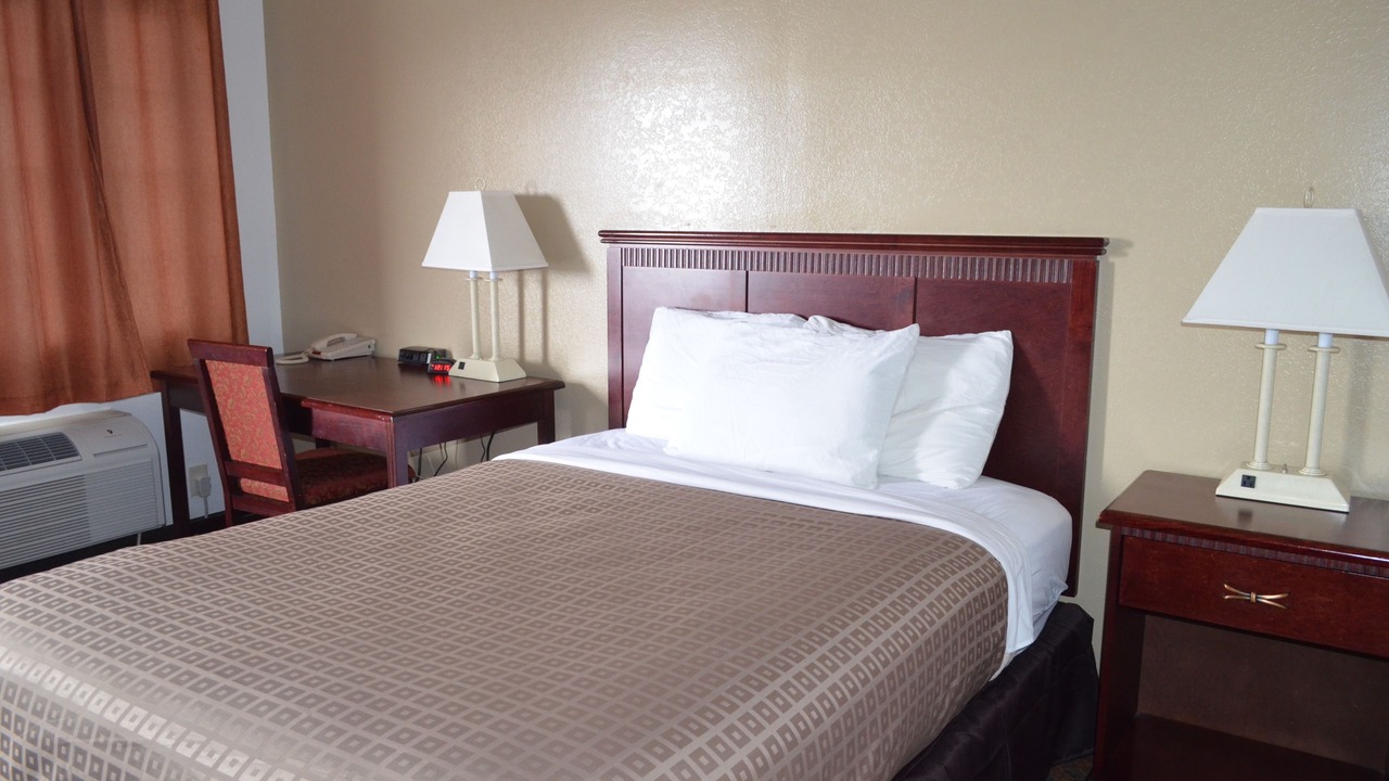 Photo of Bedroom in Nephi