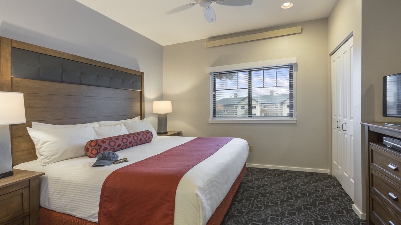 Photo of Bedroom in West Yellowstone