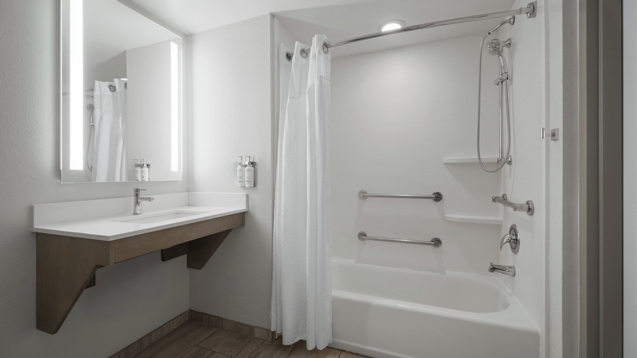 Photo of Bathroom in Pembroke