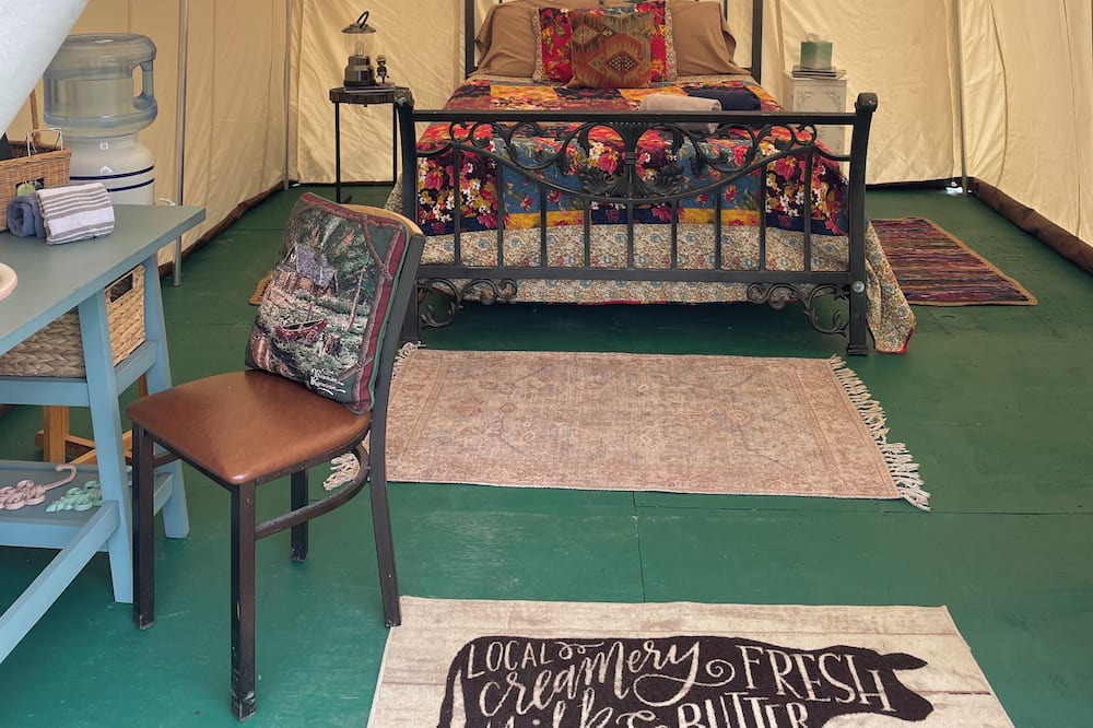 Photo of Bedroom in Helena