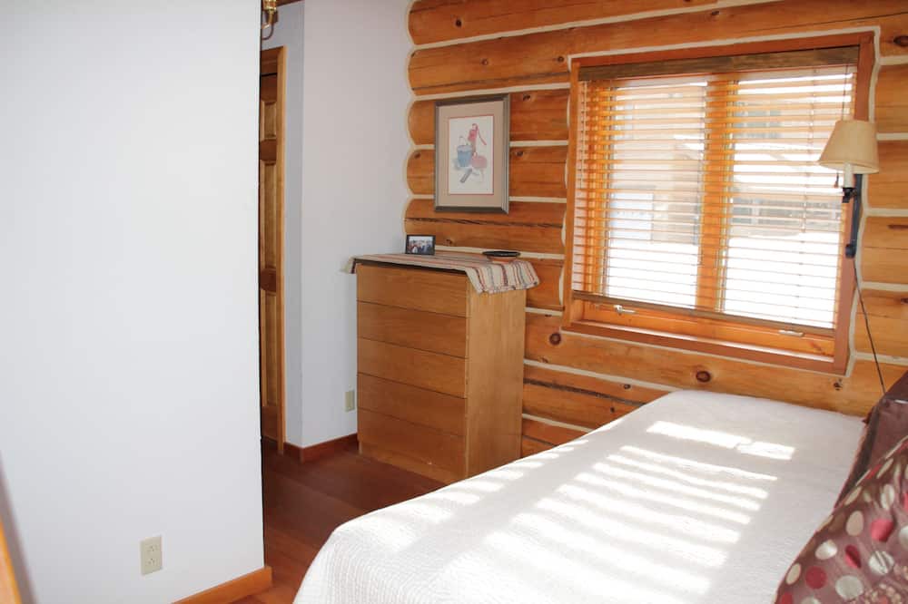 Photo of Bedroom in Polebridge