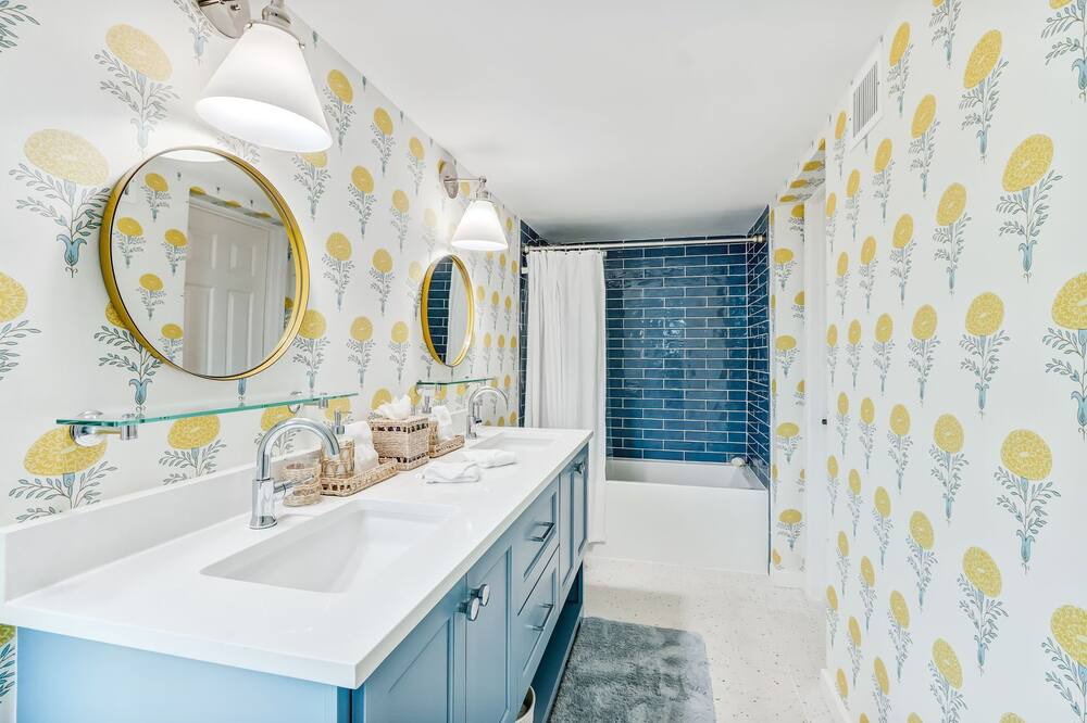 Photo of Bathroom in Fernandina Beach