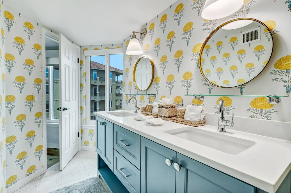Photo of Bathroom in Fernandina Beach