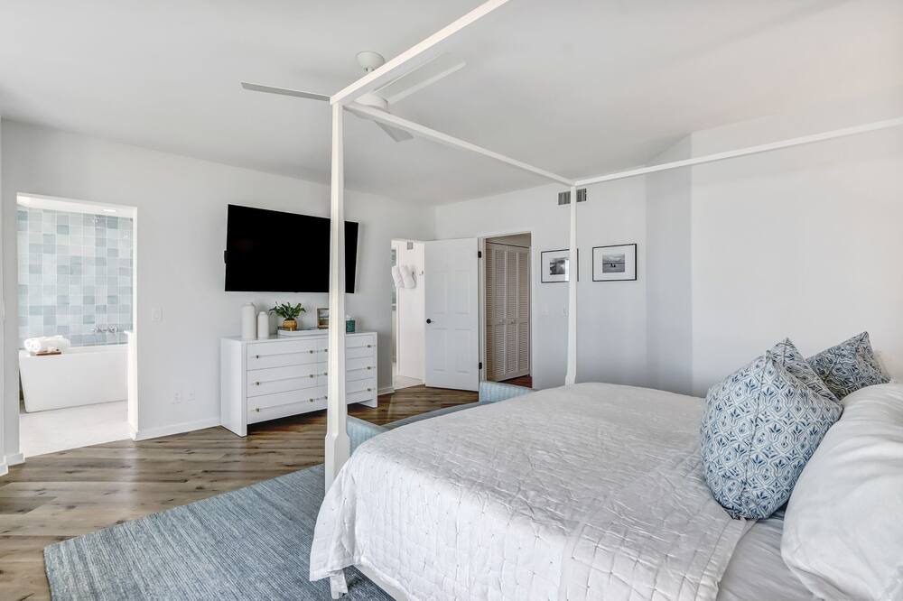Photo of Bedroom in Fernandina Beach