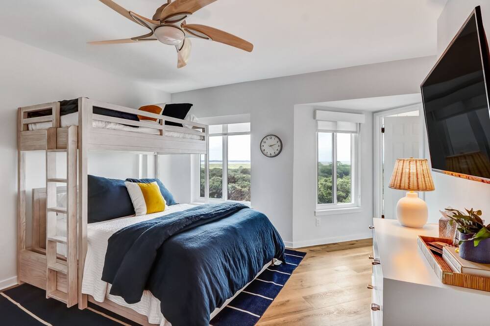 Photo of Bedroom in Fernandina Beach