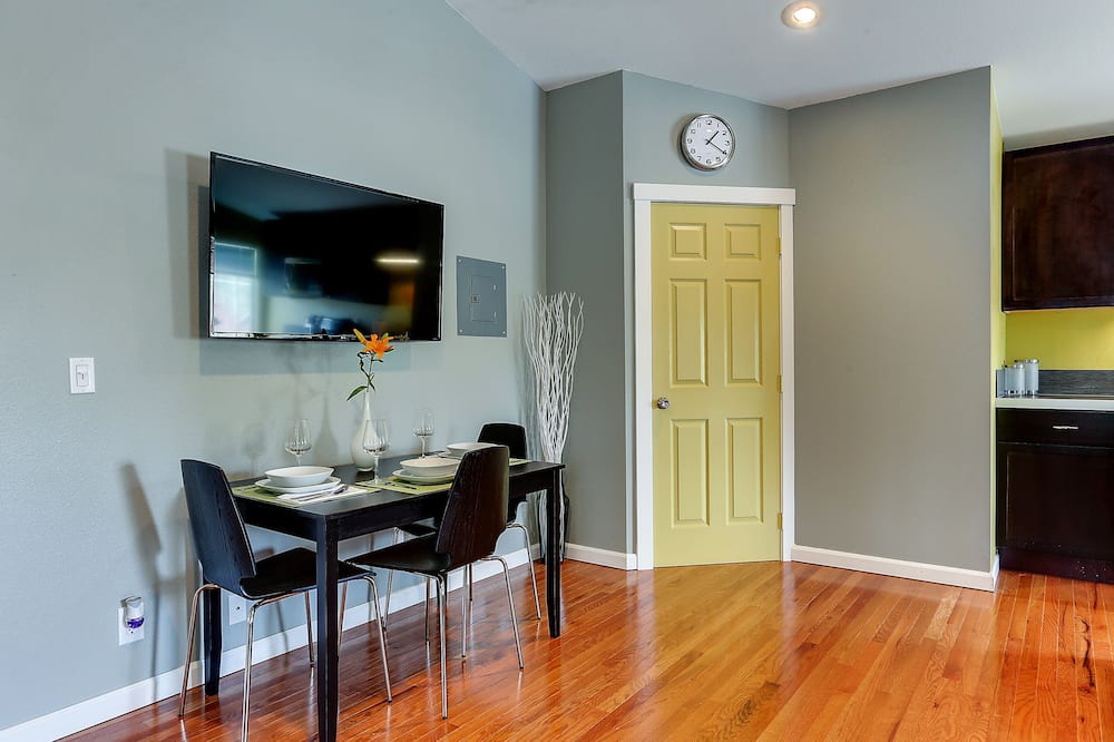 Photo of Livingroom in Orchard District