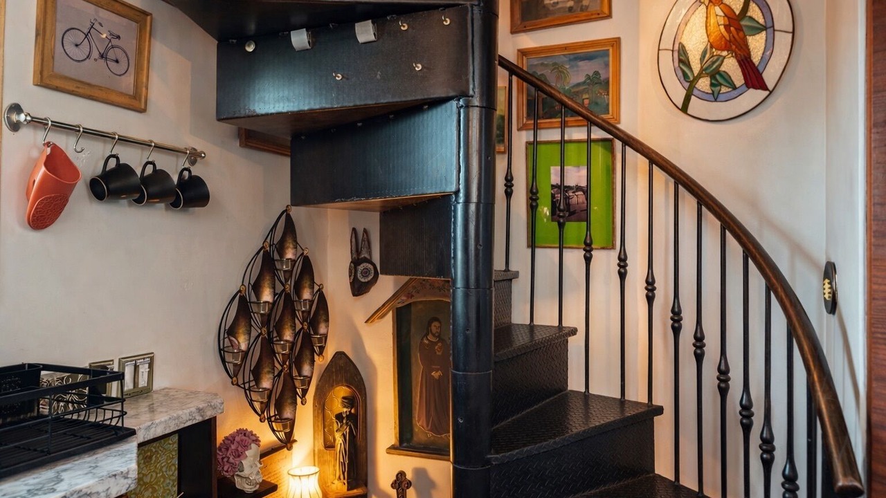 Photo of Livingroom in East Hollywood