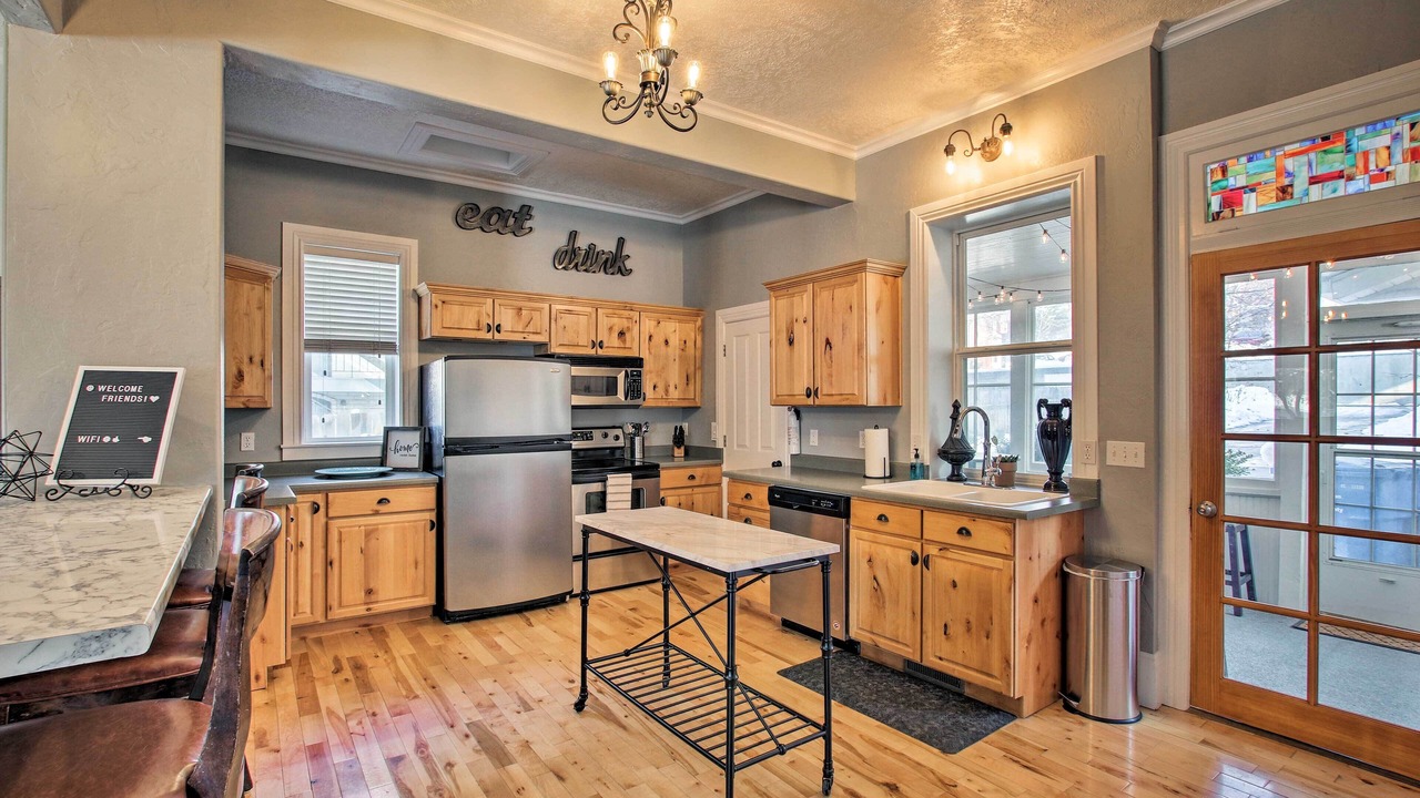 Photo of Kitchen in Logan