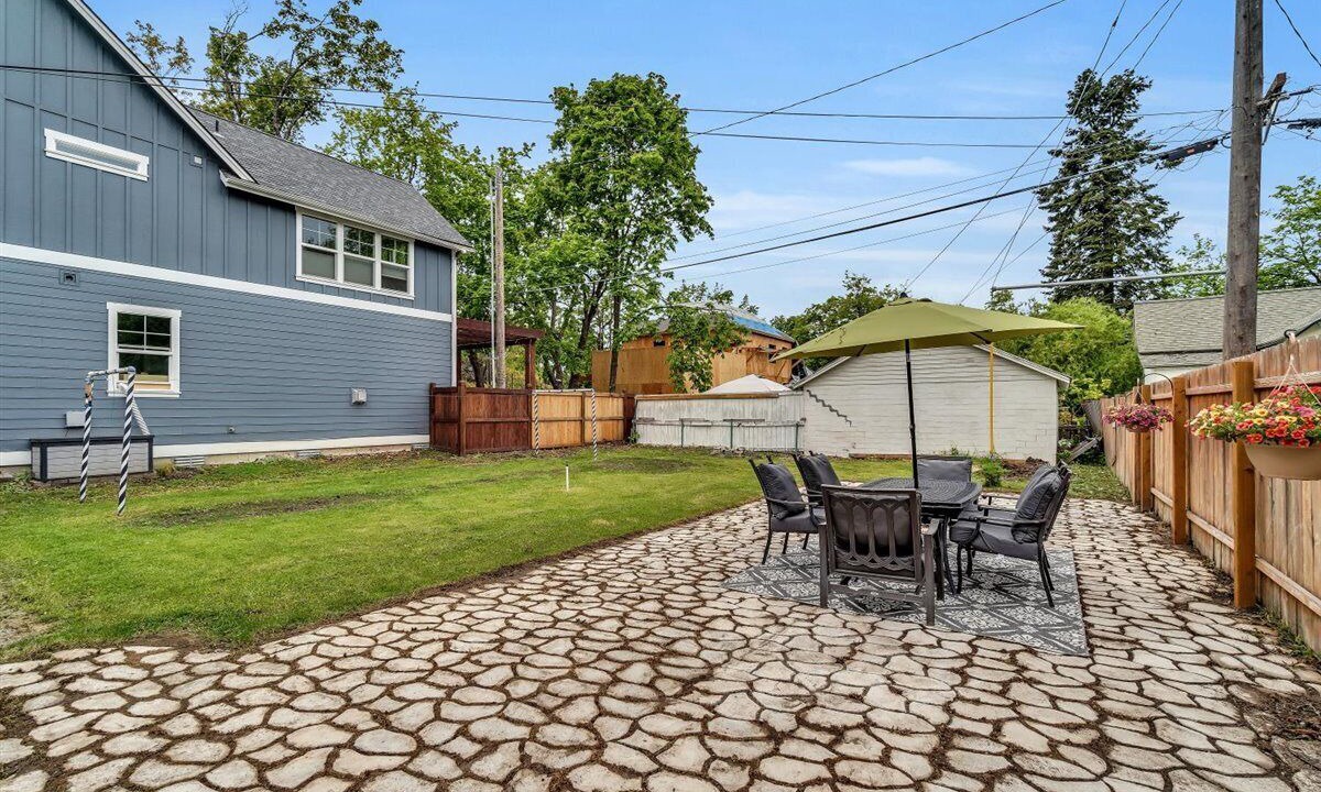 Photo of Outdoor in Garden District