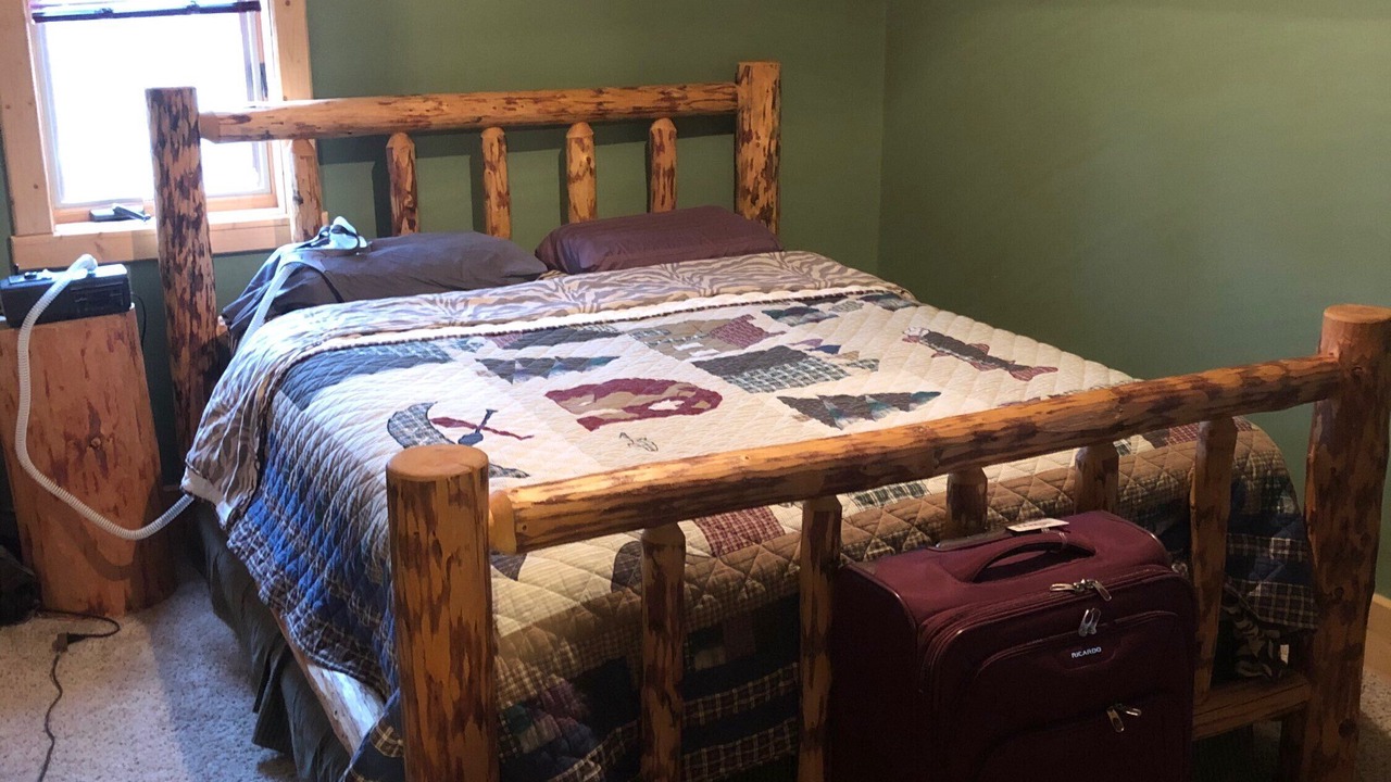 Photo of Bedroom in Benchmark