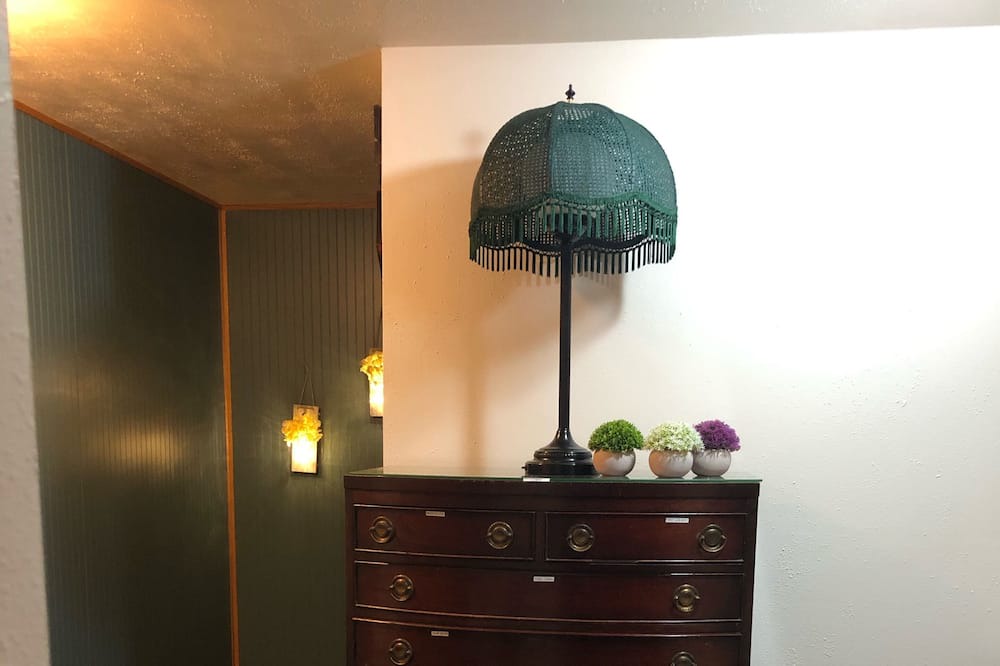Photo of Bedroom in Ahsahka