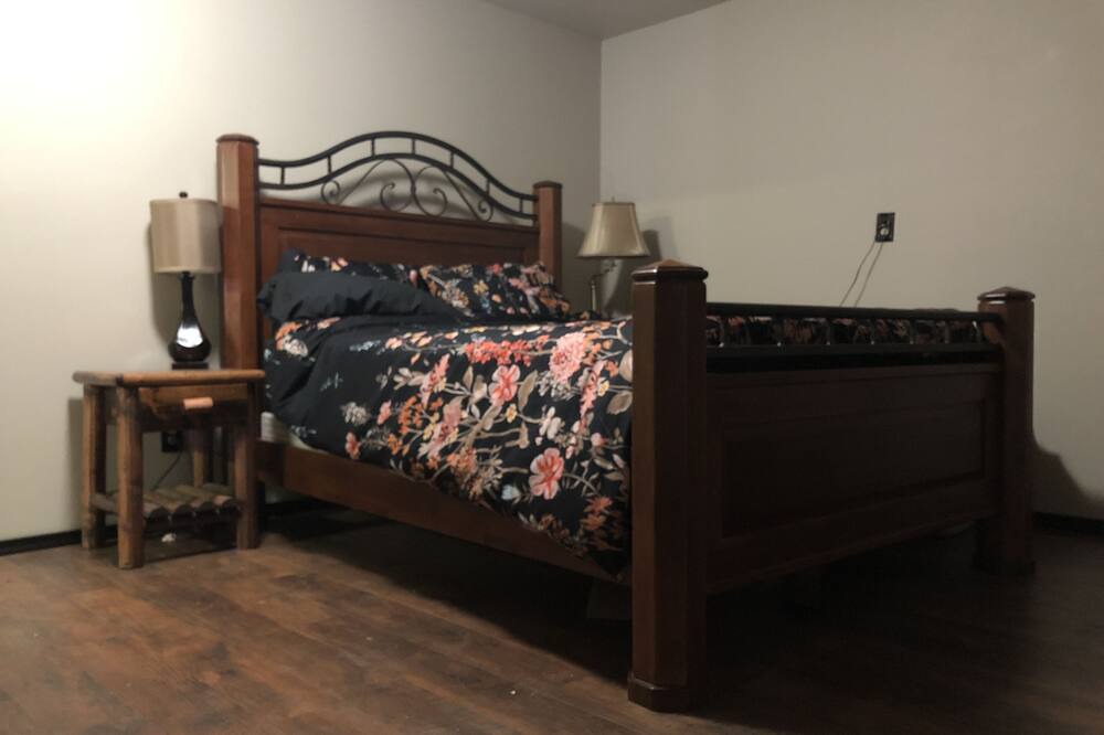 Photo of Bedroom in Ahsahka