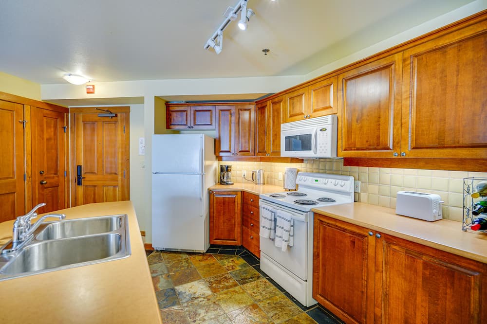 Photo of Kitchen in Salt Lake Mountain Resorts