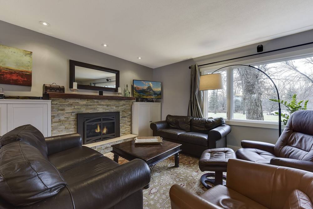 Photo of Livingroom in St. Louis Park