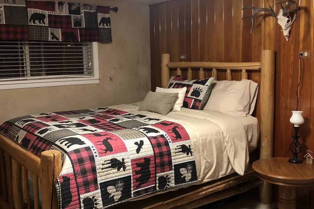 Photo of Bedroom in Polson