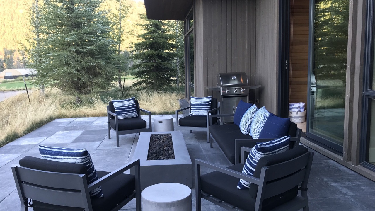 Photo of Patio Balcony in Hoback Junction