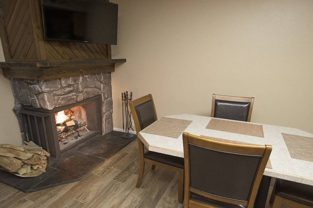 Photo of Livingroom in Lead