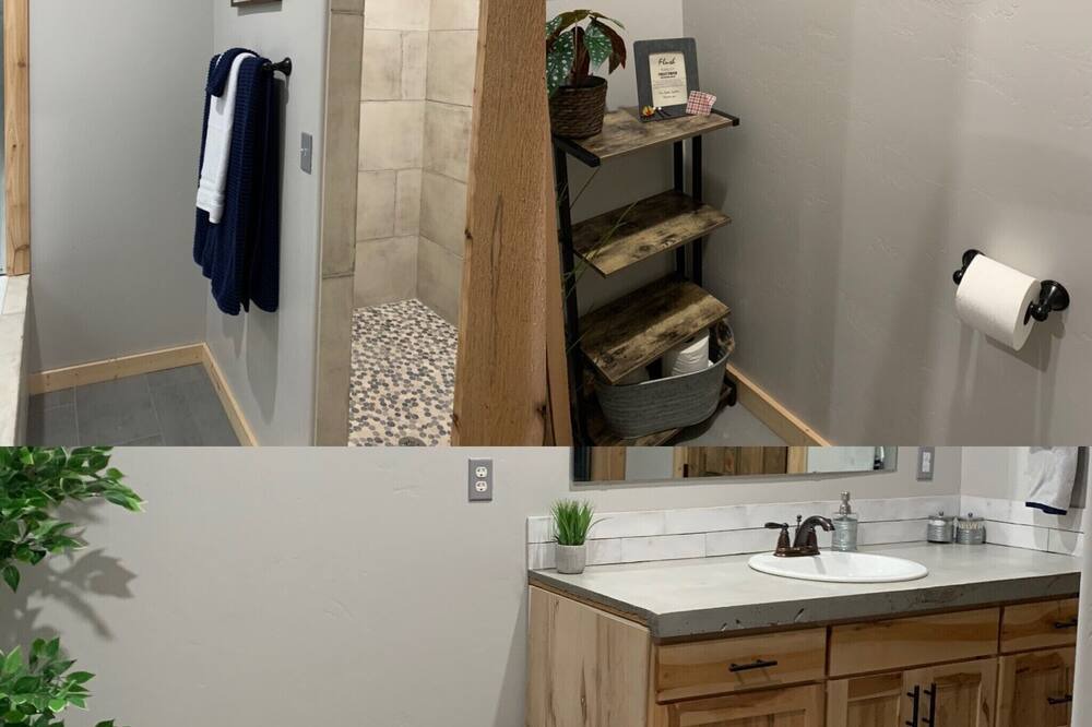 Photo of Bedroom in Island Park