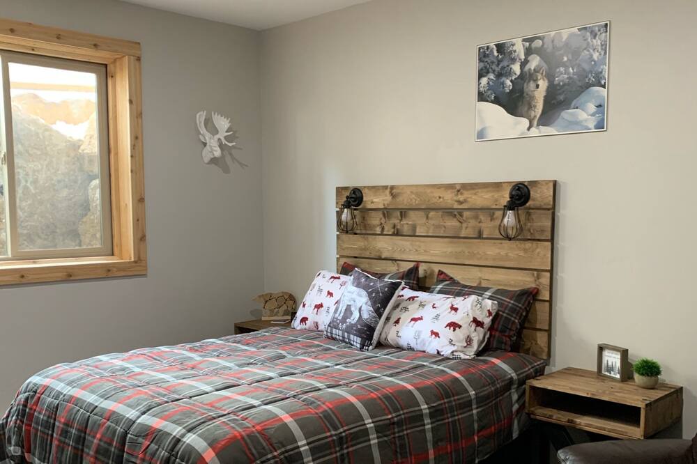 Photo of Bedroom in Island Park