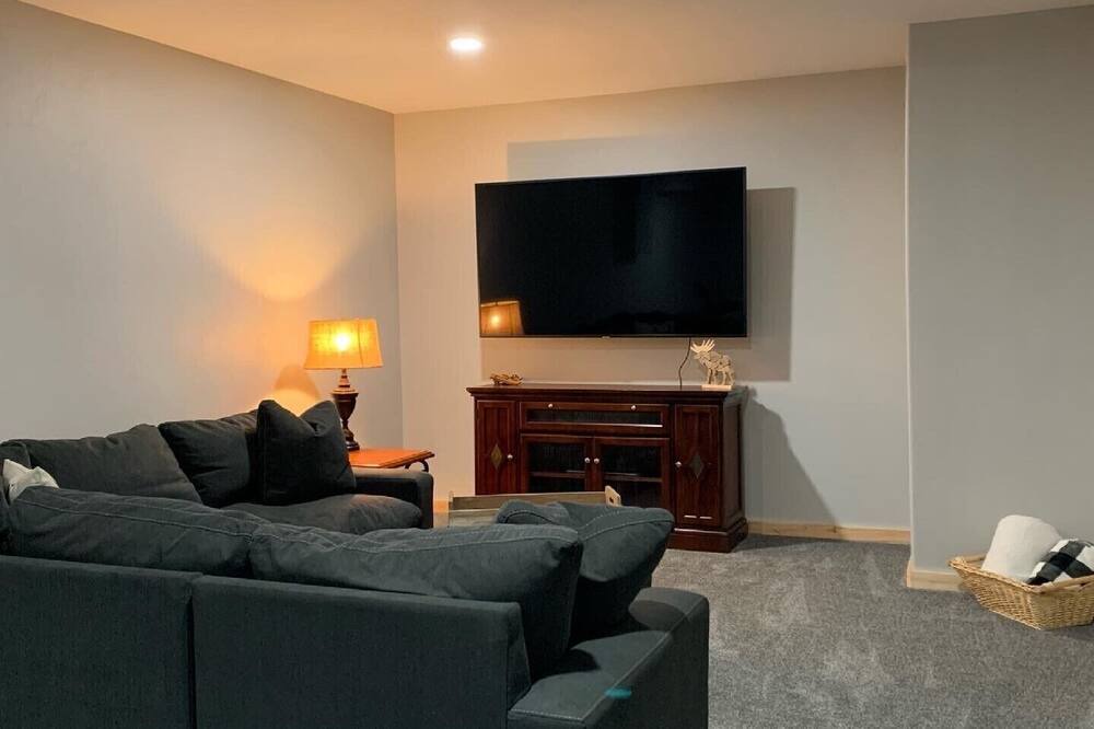 Photo of Livingroom in Island Park