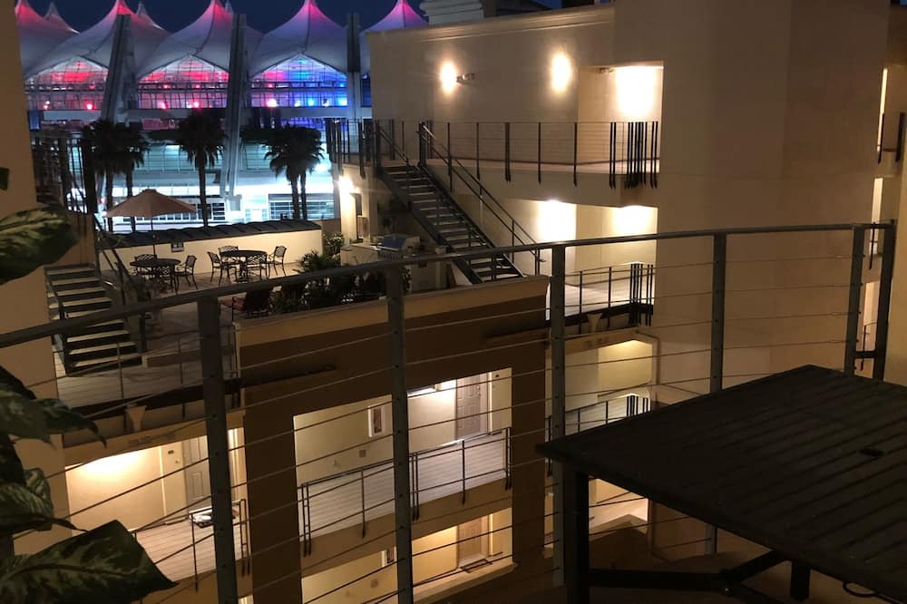 Photo of Patio Balcony in Pacific Terrace