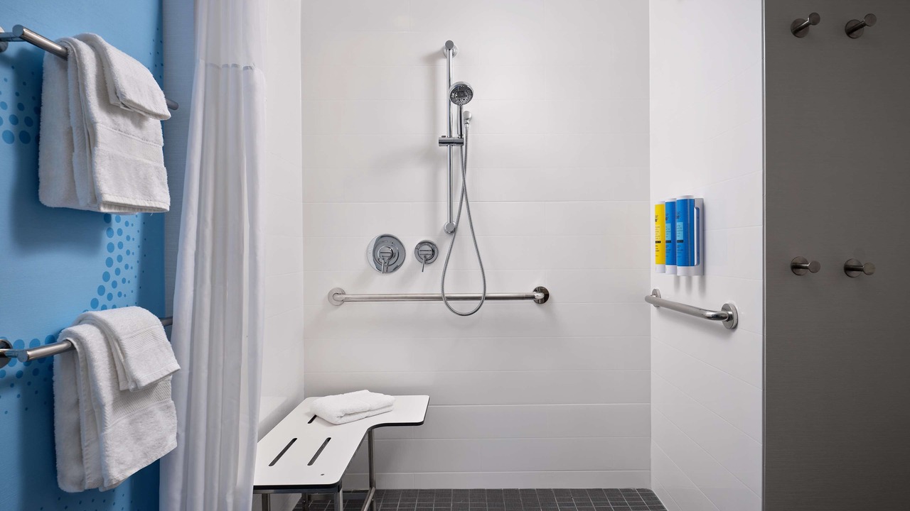 Photo of Bathroom in Babe Denny