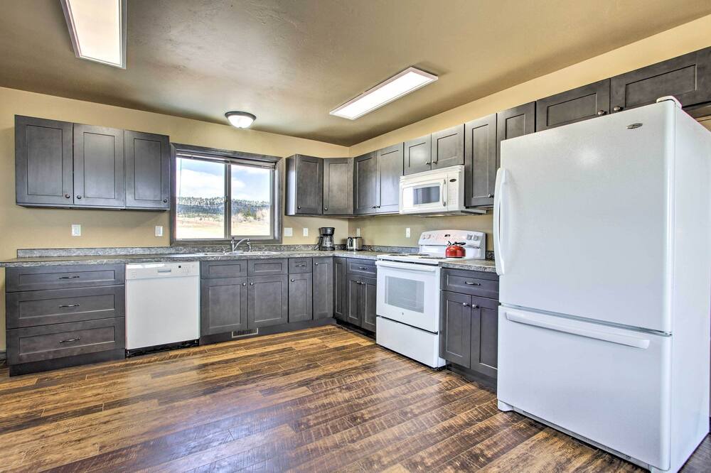 Photo of Kitchen in Helena Valley Northwest