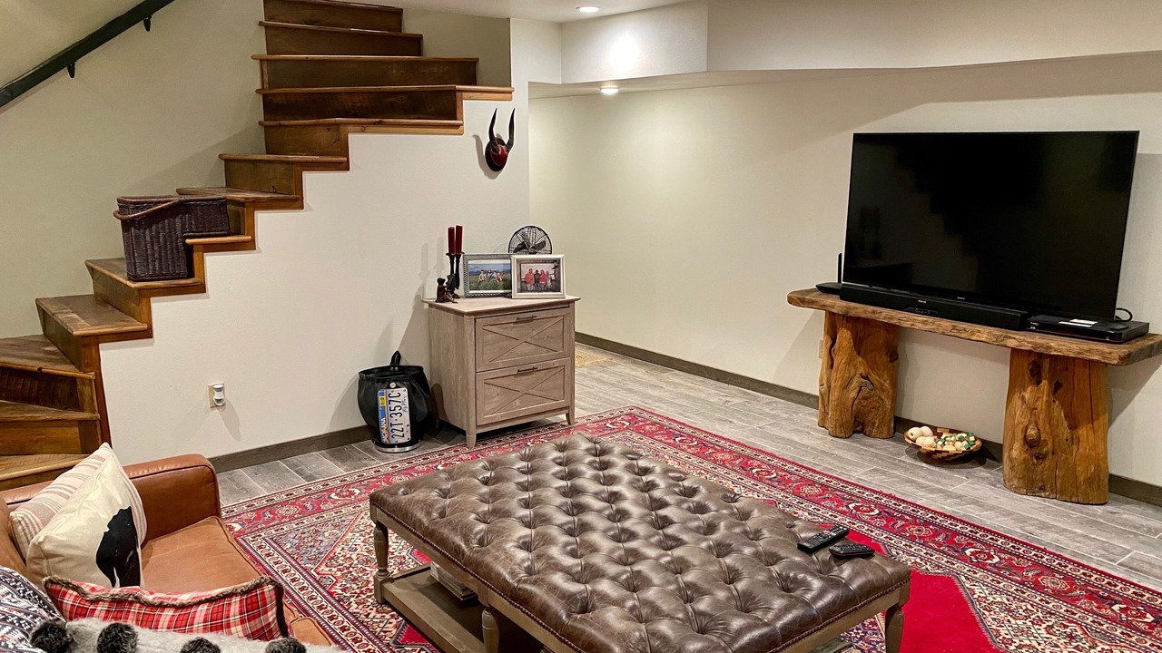 Photo of Livingroom in Powell County