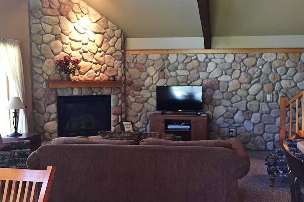Photo of Livingroom in Red Lodge