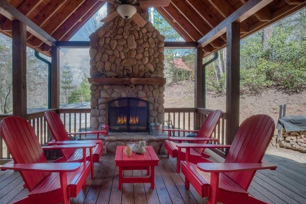 Photo of Patio Balcony in Blue Ridge
