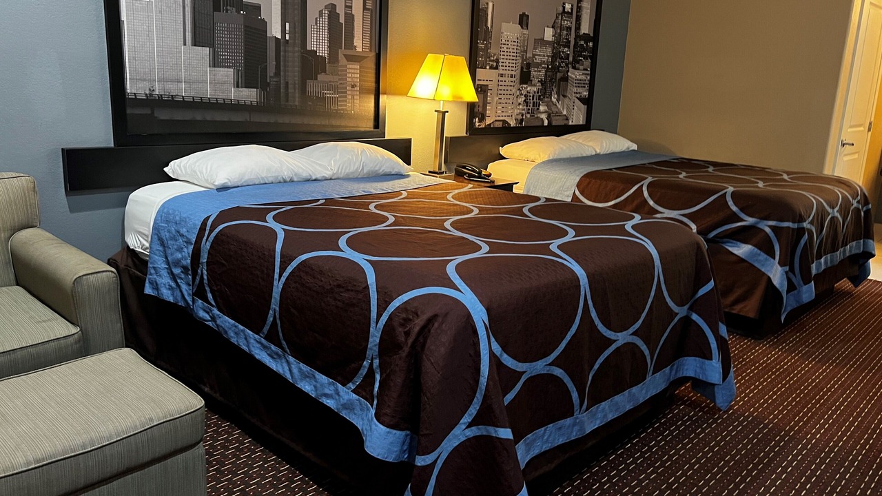 Photo of Bedroom in Center