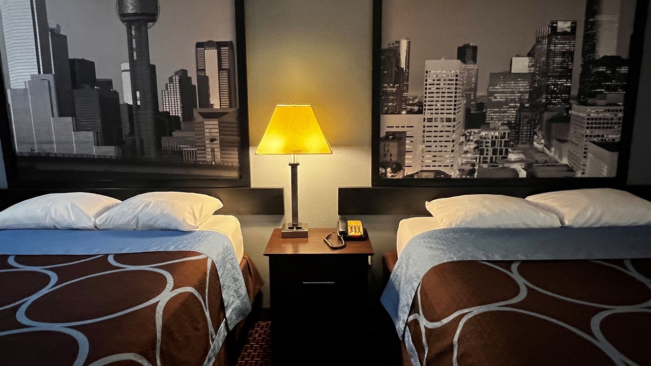 Photo of Bedroom in Center