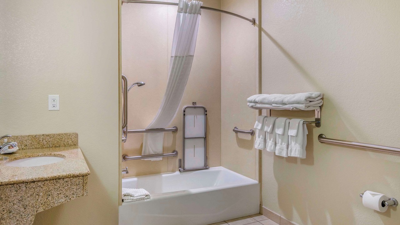 Photo of Bedroom in Helena