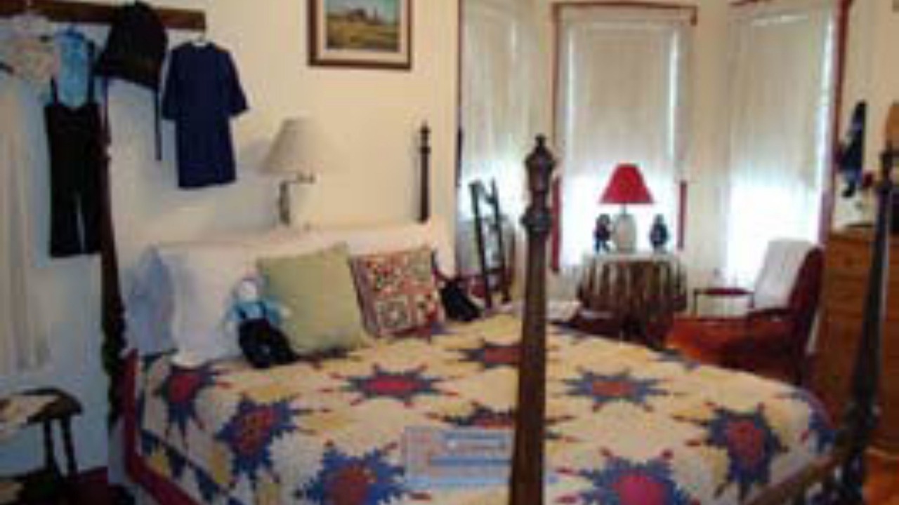 Photo of Bedroom in Centre Hall