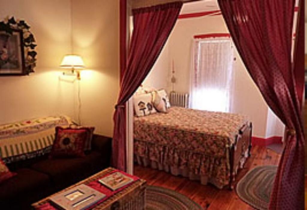 Photo of Bedroom in Centre Hall
