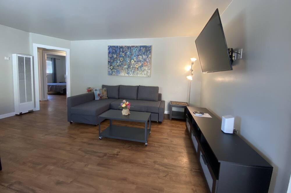 Photo of Livingroom in Logan Heights