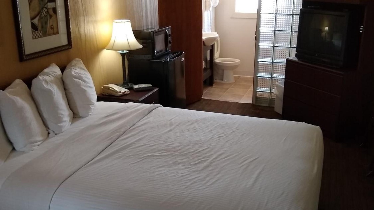 Photo of Bedroom in Lusk