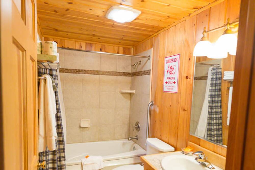 Photo of Bathroom in Thayne